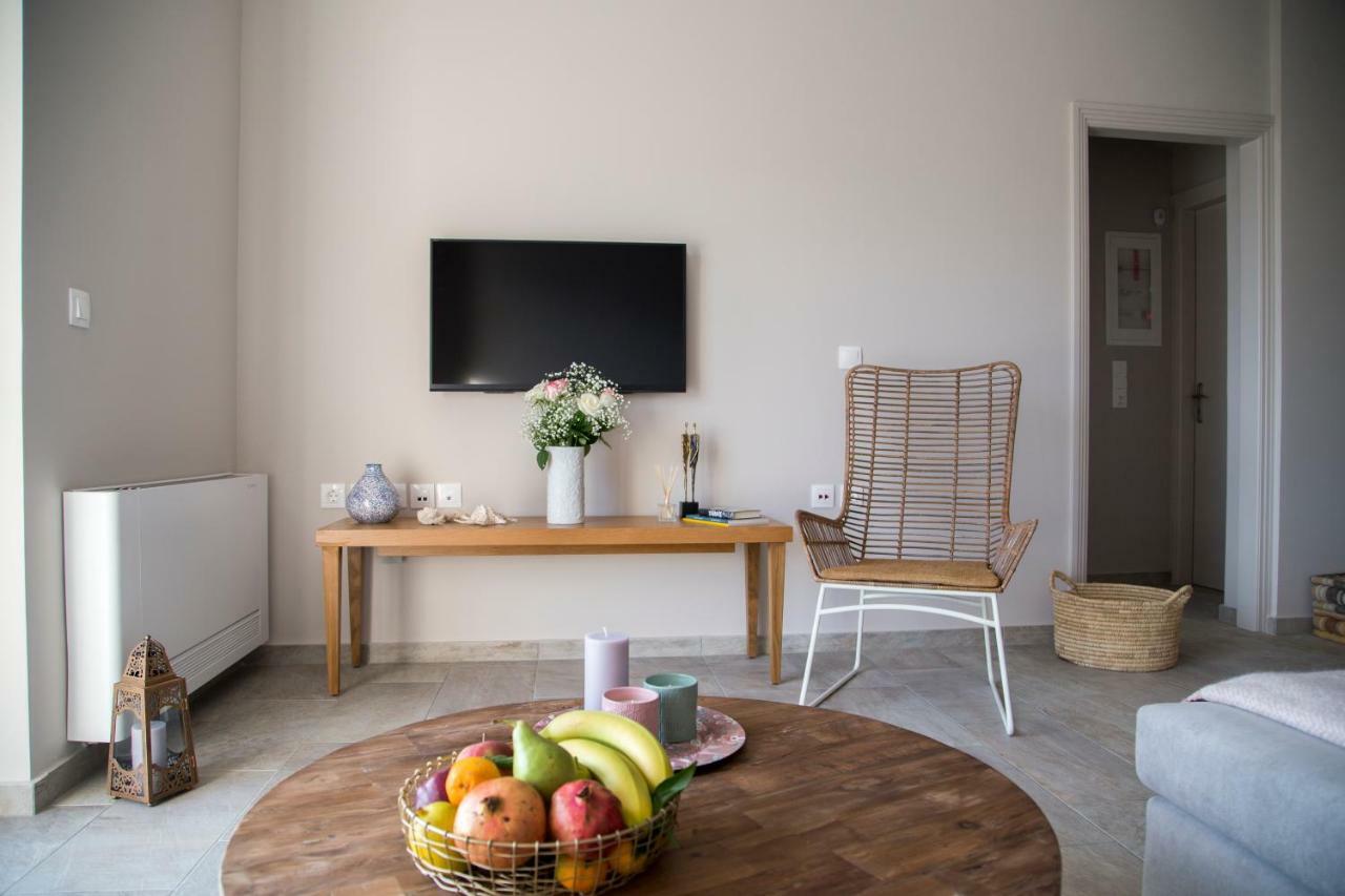 Kalavria Luxury Suites - Magnificent Sea View Of Poros 포로스타운 외부 사진