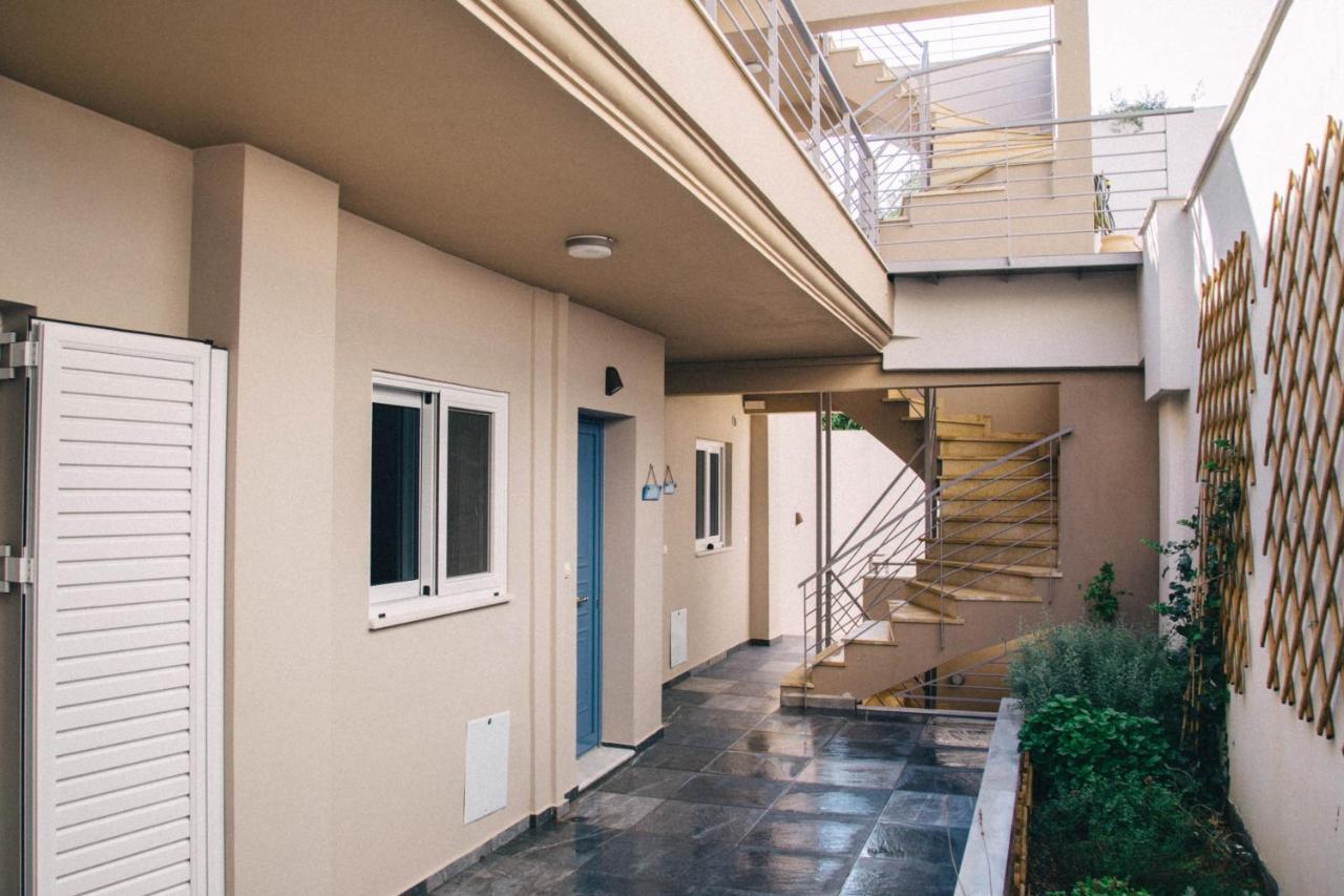 Kalavria Luxury Suites - Magnificent Sea View Of Poros 포로스타운 외부 사진